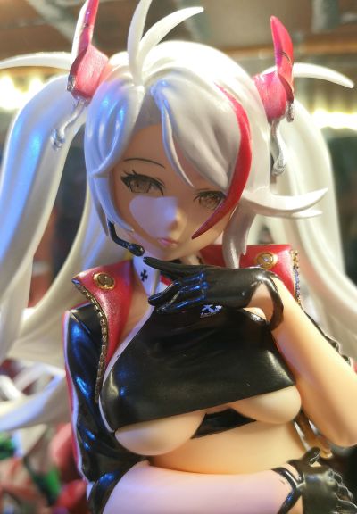 碧蓝航线 欧根亲王 赛车女郎