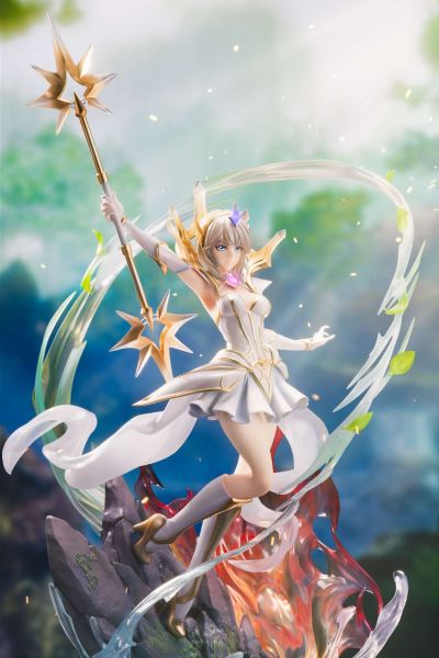 英雄联盟 拉克丝 大元素使