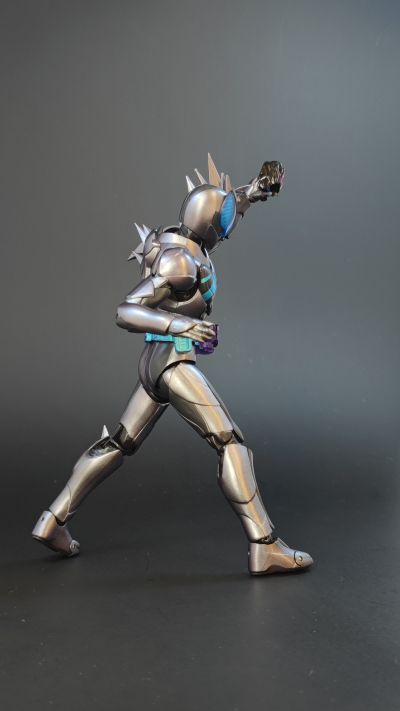 S.H.Figuarts  假面骑士劫克利维斯