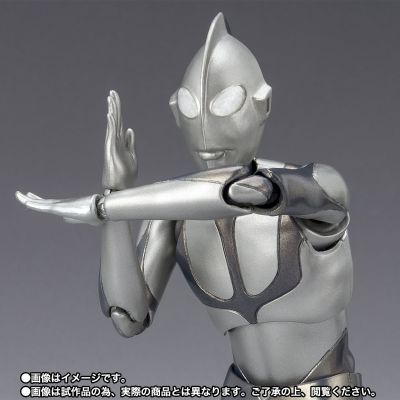 S.H.Figuarts 新·奥特曼 奥特曼（首次降临）