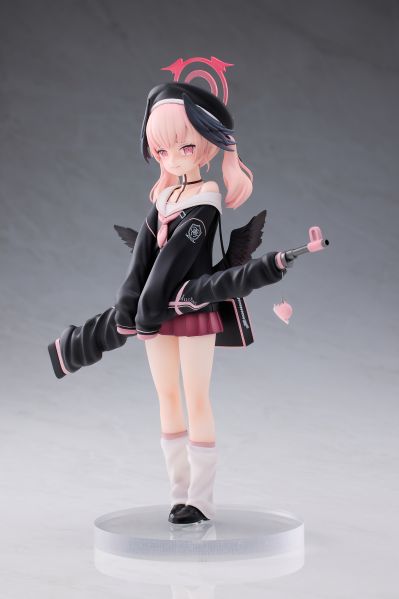 蔚蓝档案  下江小春