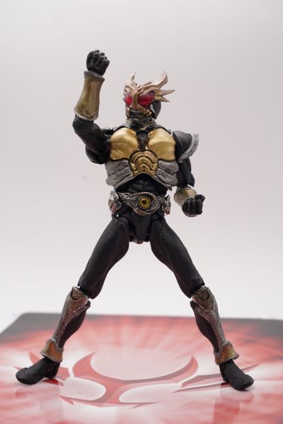 S.H.Figuarts(真骨雕制法) 假面骑士亚极陀 假面骑士亚极陀 三重形态
