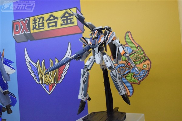 DX超合金 超时空要塞系列 VF-31AX 卡伊洛斯 进阶型 （查克·马斯坦格机）