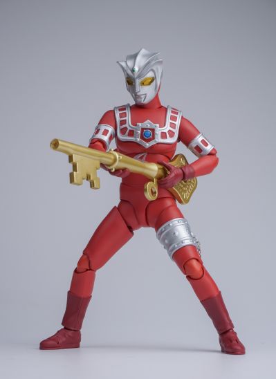 S.H.Figuarts  雷欧奥特曼 阿斯特拉