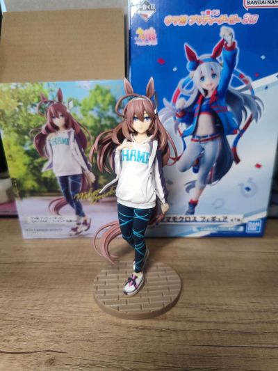 赛马娘 美蒲波旁 便服 笑脸版