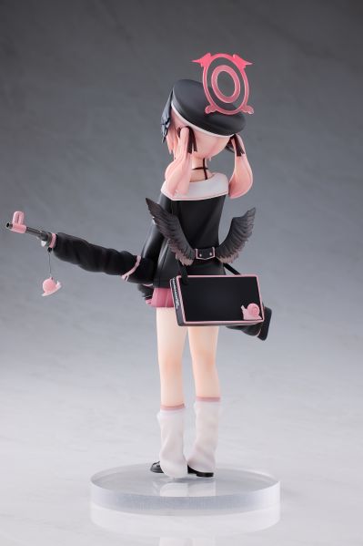 蔚蓝档案  下江小春