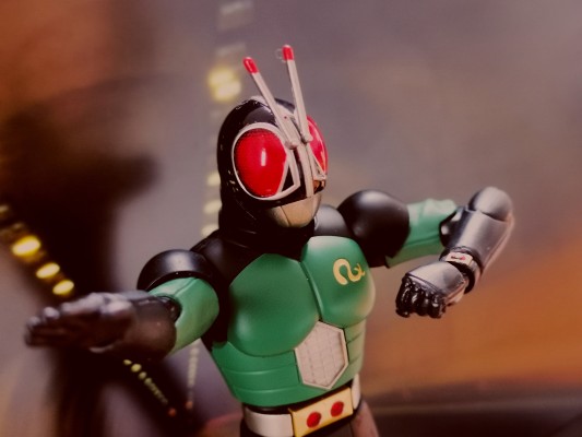 S.H.Figuarts 假面骑士暗日重生