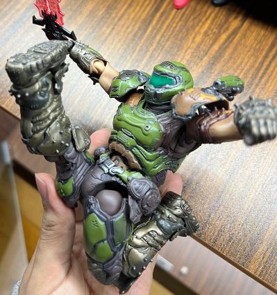 figma#SP-140 毁灭战士：永恒 毁灭战士