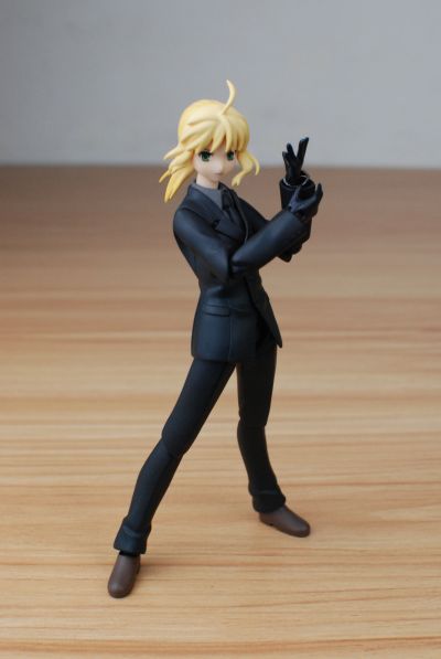 figma #126 フェイト/ゼロ SABER Zero ver. 
