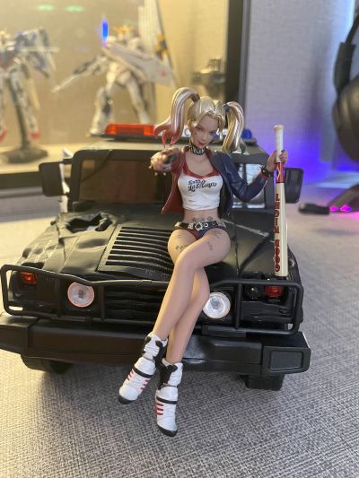 哈莉奎茵 合金载具手办