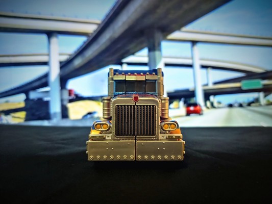 变形金刚 经典电影系列 精涂版  PF SS-05 擎天柱