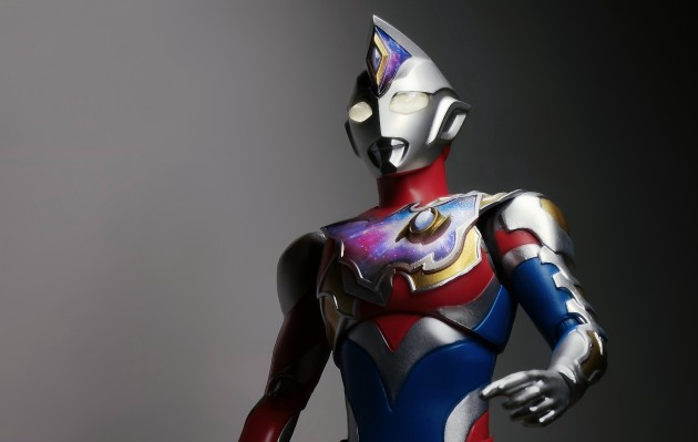 S.H.Figuarts 德凯奥特曼 闪亮型