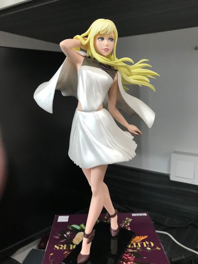 独特魅力 机动战士高达 闪光的哈萨维 琪琪·安达露西亚