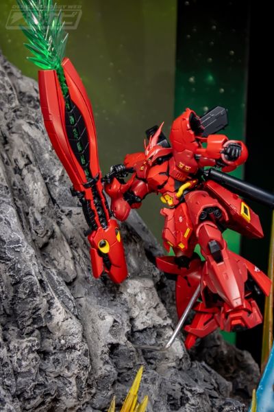 ROBOT魂＜机动战士系列＞ 机动战士高达 逆袭的夏亚 MSN-04 沙扎比+配件包