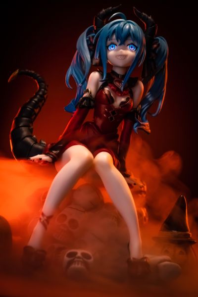 压泡面 初音未来 变色小恶魔