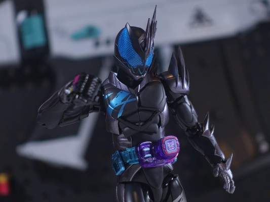 S.H.Figuarts  假面骑士劫克利维斯