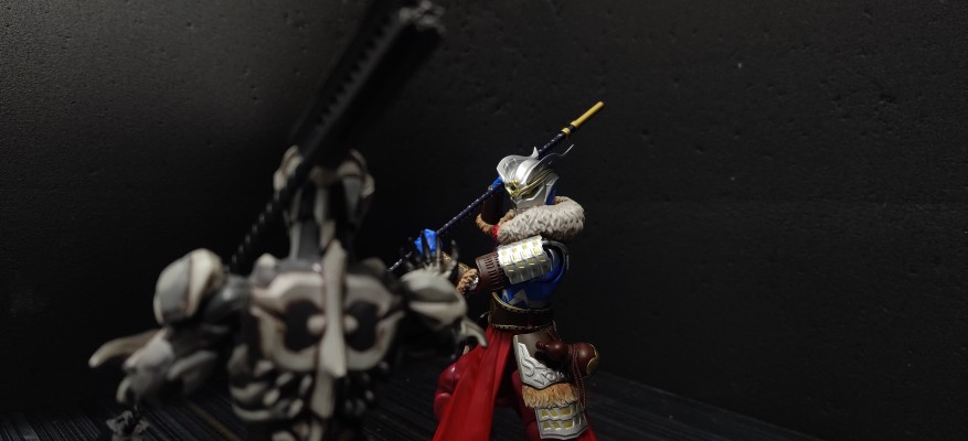 S.H.Figuarts  悟空战袍·赛罗奥特曼