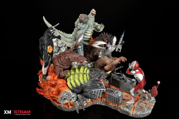 奥特曼 大战 怪兽 全身像