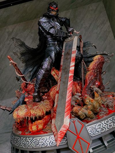 UPMBR-18DX 剑风传奇 格斯 狂战士盔甲 Rage 愤怒 DX版