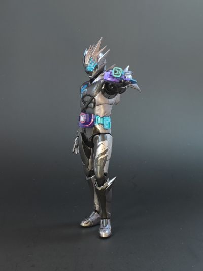 S.H.Figuarts  假面骑士劫克利维斯