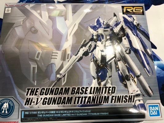RG 1/144 高达基地专属商品  Hi-ν高达 [钛金质感]