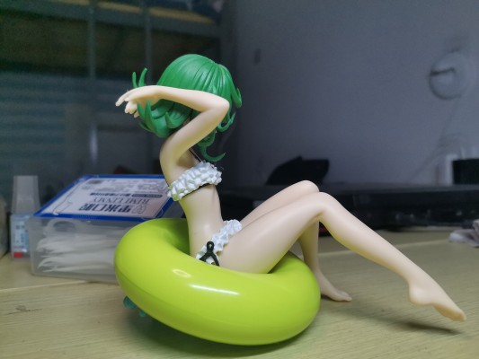 Celestial vivi 一拳超人 战栗的龙卷