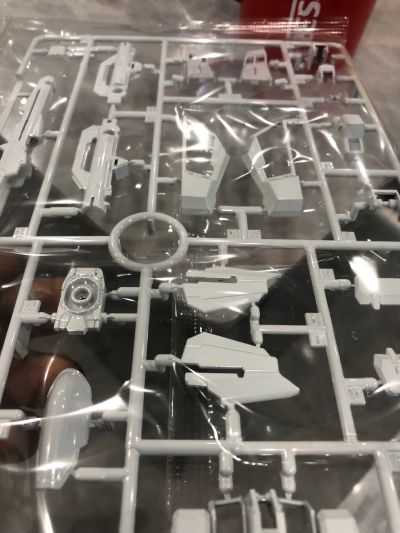 RG 1/144 高达基地专属商品  Hi-ν高达 [钛金质感]