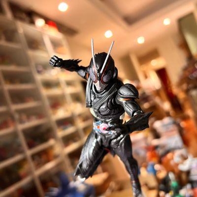S.H.Figuarts  假面骑士BLACK SUN 假面骑士暗日