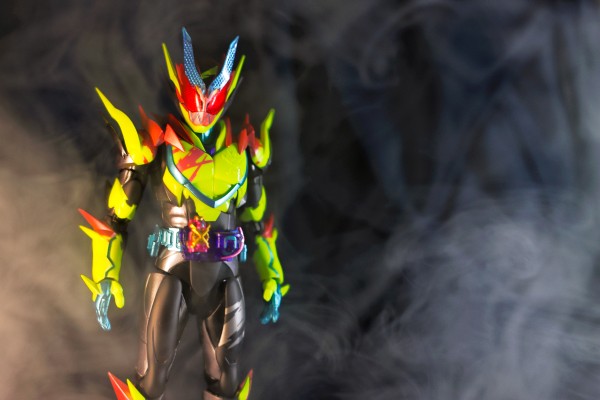 S.H.Figuarts 假面骑士利维斯