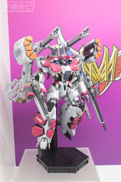 DX超合金 超时空要塞系列 VF-31AX  卡伊洛斯 进阶型 （米拉吉·法莉娜·吉纳斯专用机）对应武装配件套装