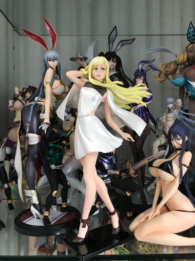 独特魅力 机动战士高达 闪光的哈萨维 琪琪·安达露西亚