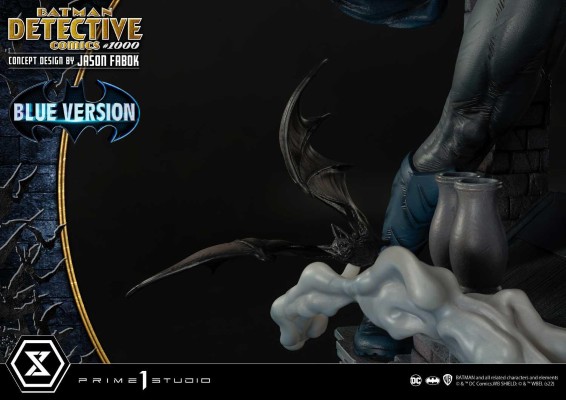 MMDC-50LM: 蝙蝠侠 DC漫画第1000集封面 概念设计师：Jason Fabok  蓝色蝙蝠侠