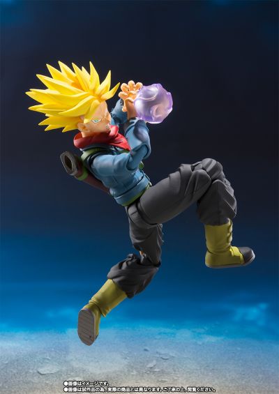 S.H.Figuarts 未来特兰克斯
