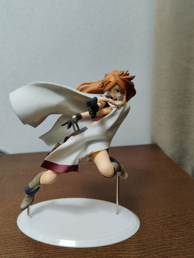 エル・カザド 娜迪 