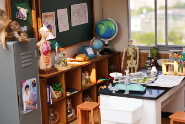 小小样品  我们的理科教室