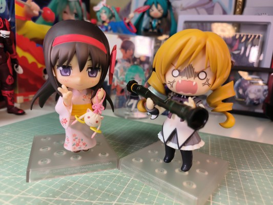 粘土人 #379 剧场版 魔法少女小圆 叛逆的物语 夏洛特&巴麻美 制服版