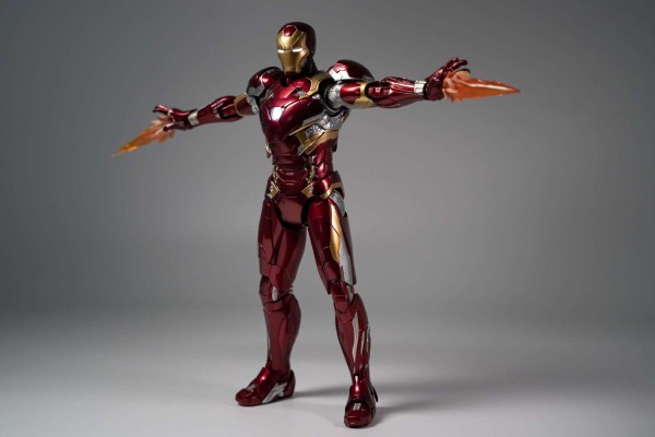 3Z0256 DLX系列 美国队长3：内战 钢铁侠 46号装甲