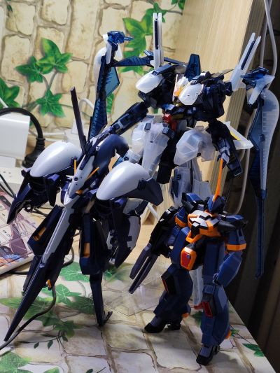 HG 提坦斯的旗下 TR-6高达 [海瑟斯雷Ⅱ·拉][透明配色]