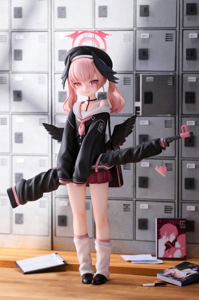 蔚蓝档案  下江小春