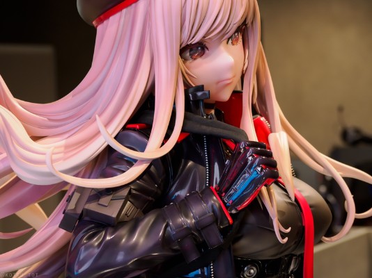 胜利女神：妮姬 拉毗