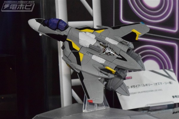 TINY SESSION 超时空要塞系列 VF-25S 弥赛亚女武神（奥兹玛·李专用）
