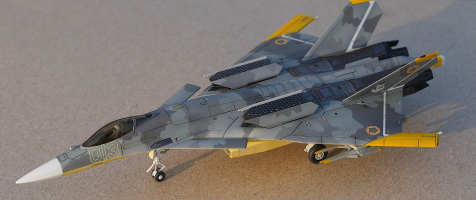 皇牌空战 CFA-44 模型爱好者版