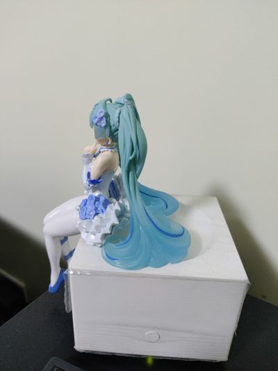 压泡面 初音未来 花仙子 粉蝶花