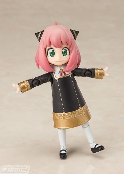 S.H.Figuarts  阿尼亚·福杰 -校服版本-