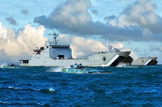编号：06728 1/700 世界战舰系列 中国海军 072A型坦克登陆舰