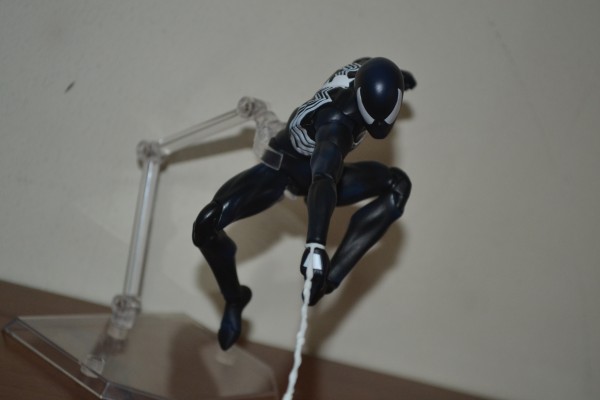 Mafex No.168 漫威漫画 蜘蛛侠 黑色战衣  (漫画版)