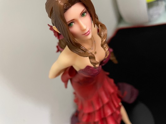 STATIC ARTS 最终幻想7 重制版 爱丽丝·盖恩斯巴勒 - 礼服 -