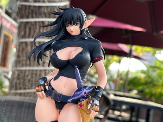 BASTARD！！(バスタード) 安雪丝・奈伊 -漆黑の雷帝-