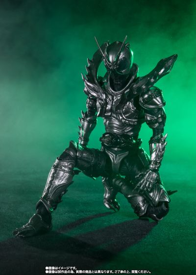 S.H.Figuarts 假面骑士暗日（BLACK SUN） 假面骑士影月
