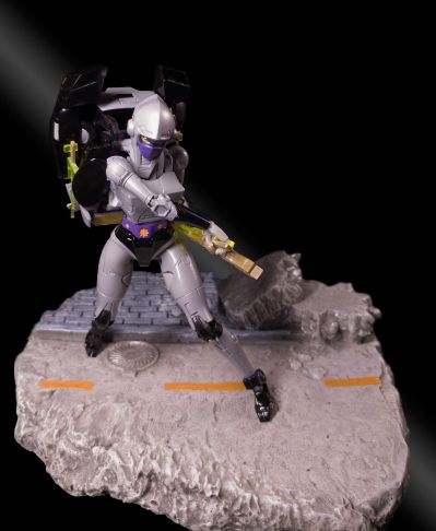 变形金刚 大师级 MP-55 夜莺影